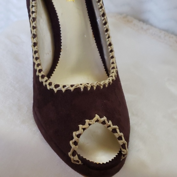 Colin Stuart brown high heels decorative stitching - Picture 4 of 6